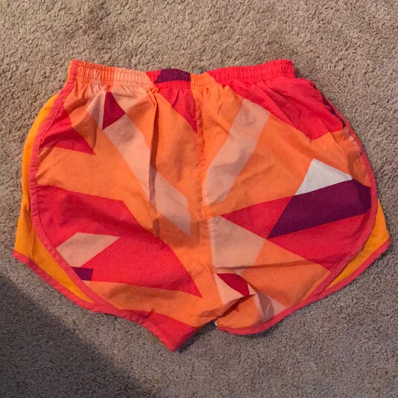 Nike dri fit shorts - Picture 2 of 2